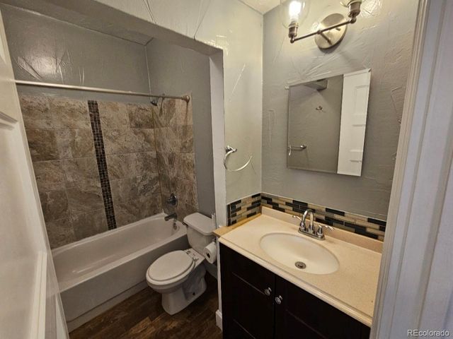 1807 E 37th Avenue, Denver, CO 80205