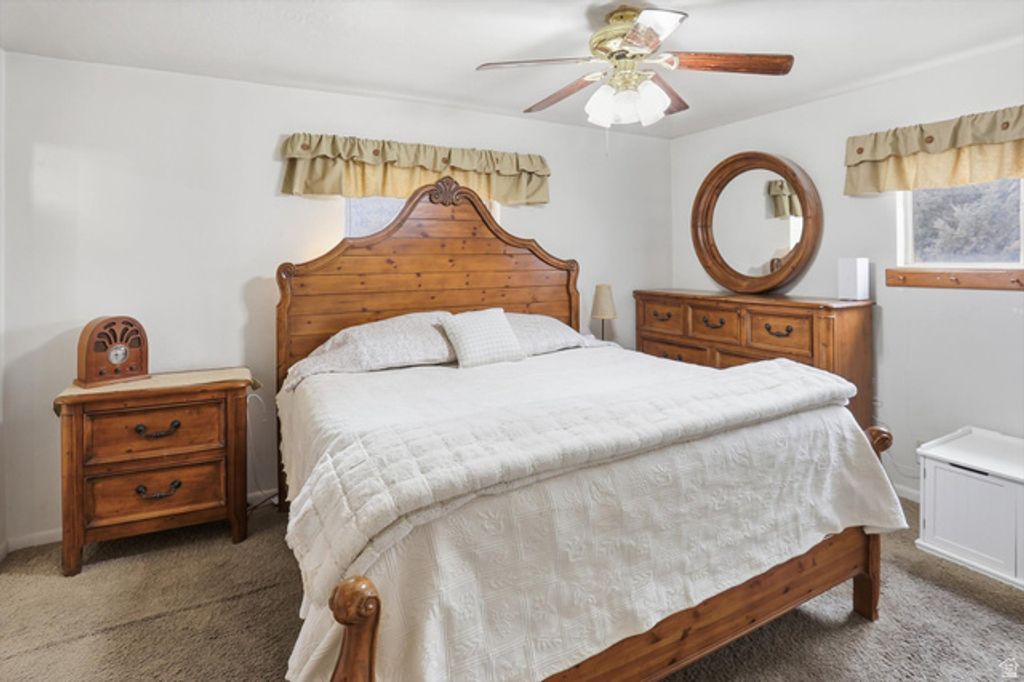 Image 15 of property listing at 4102 EDGEHILL DR, Ogden, UT 84403