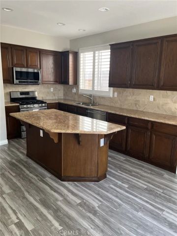 8785 E Wiley, Anaheim, CA 92808