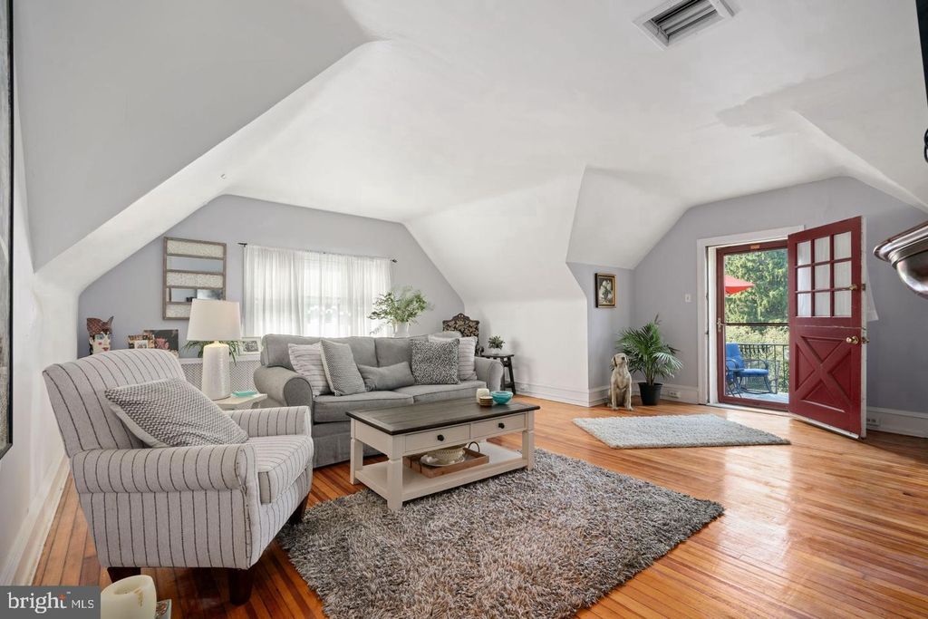 118 MONTROSE AVE #C, Bryn Mawr, PA 19010 — photo 2