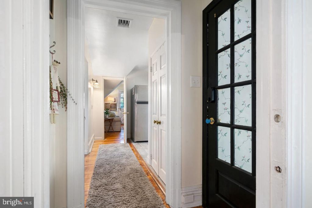 118 MONTROSE AVE #C, Bryn Mawr, PA 19010 — photo 4
