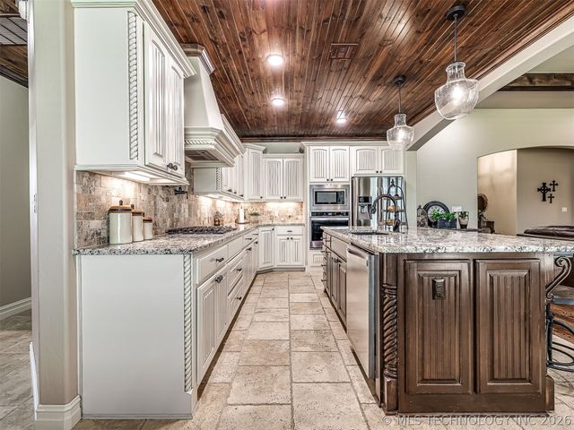 9520 N 64th East Avenue, Sperry, OK 74073