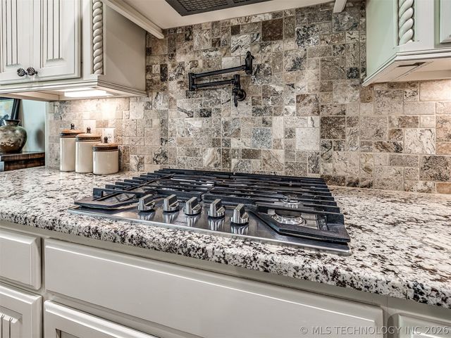 9520 N 64th East Avenue, Sperry, OK 74073