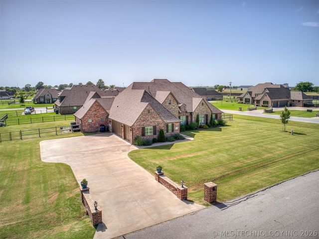9520 N 64th East Avenue, Sperry, OK 74073