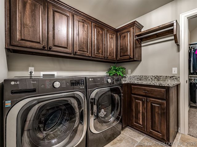 9520 N 64th East Avenue, Sperry, OK 74073