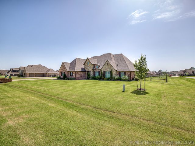 9520 N 64th East Avenue, Sperry, OK 74073