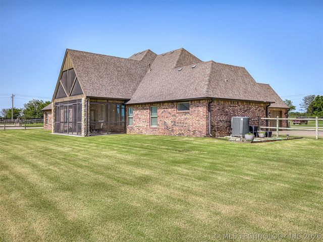9520 N 64th East Avenue, Sperry, OK 74073
