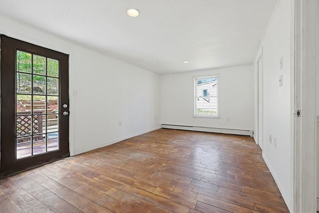 124 Old County Road, Holland, MA 01521
