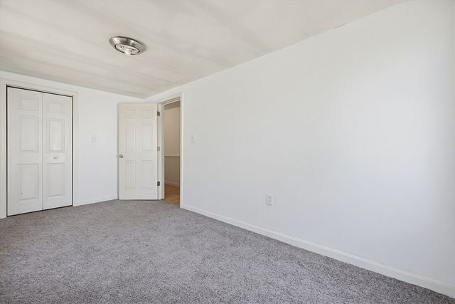 124 Old County Road, Holland, MA 01521