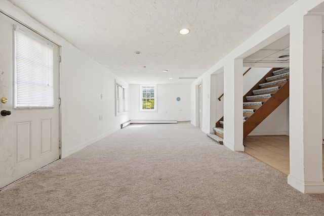 124 Old County Road, Holland, MA 01521