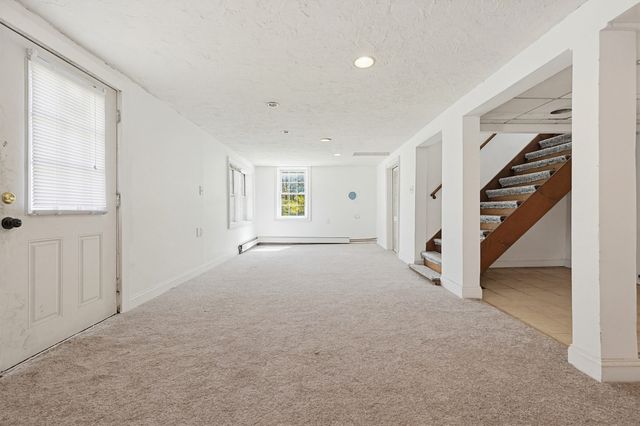 124 Old County Road, Holland, MA 01521