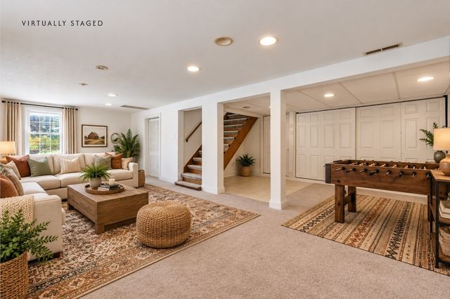 124 Old County Road, Holland, MA 01521
