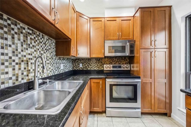 2100 Commonwealth Street C, Houston, TX 77006