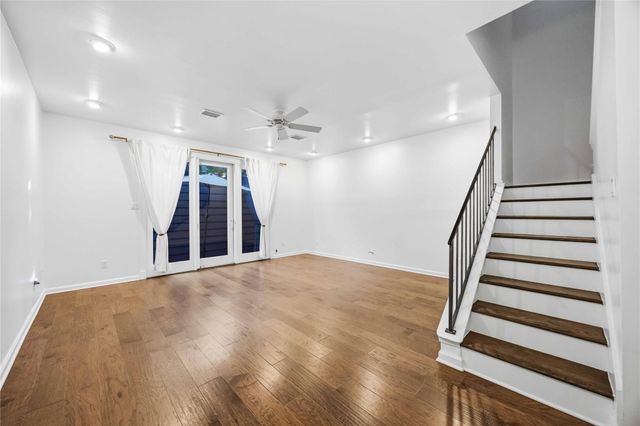 2100 Commonwealth Street C, Houston, TX 77006