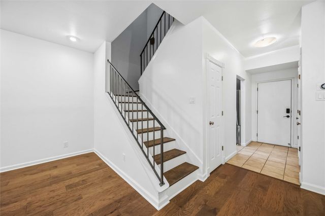 2100 Commonwealth Street C, Houston, TX 77006