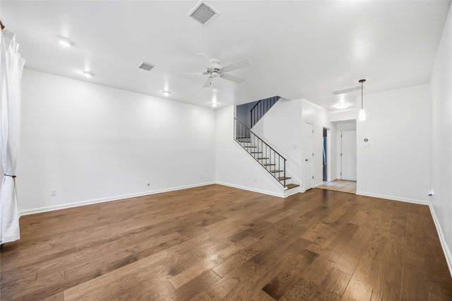 2100 Commonwealth Street C, Houston, TX 77006