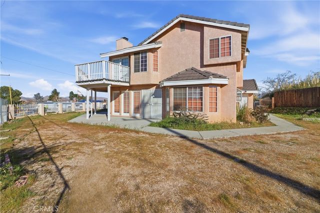 14260 Meadow Grove, Victorville, CA 92395