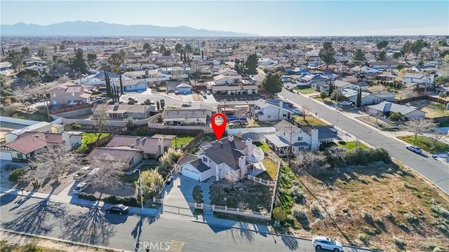 14260 Meadow Grove, Victorville, CA 92395