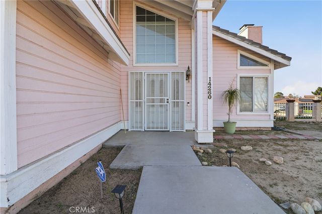 14260 Meadow Grove, Victorville, CA 92395