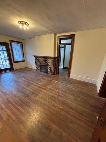 25 W Charlotte Avenue, Sumter, SC 29150