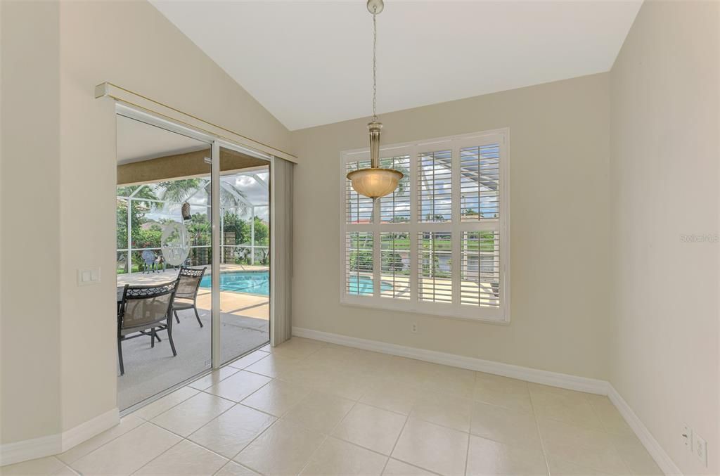 Image 21 of property listing at 104 LA PALMA COURT, Venice, FL 34292