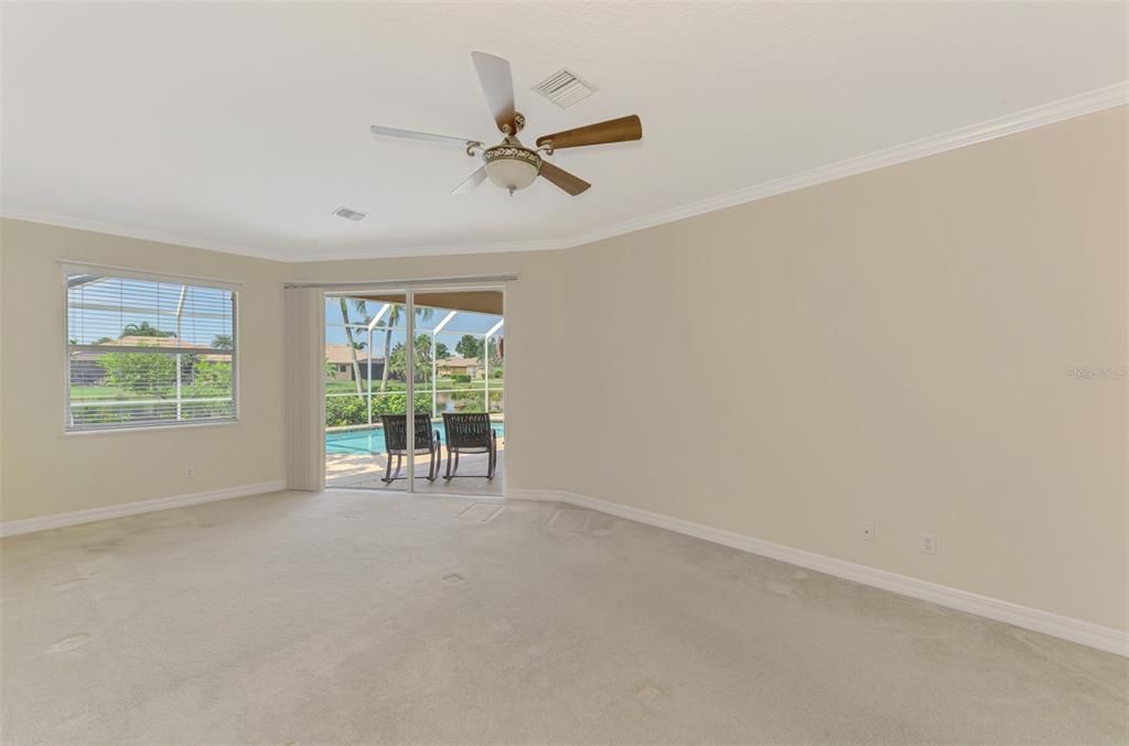 Image 26 of property listing at 104 LA PALMA COURT, Venice, FL 34292