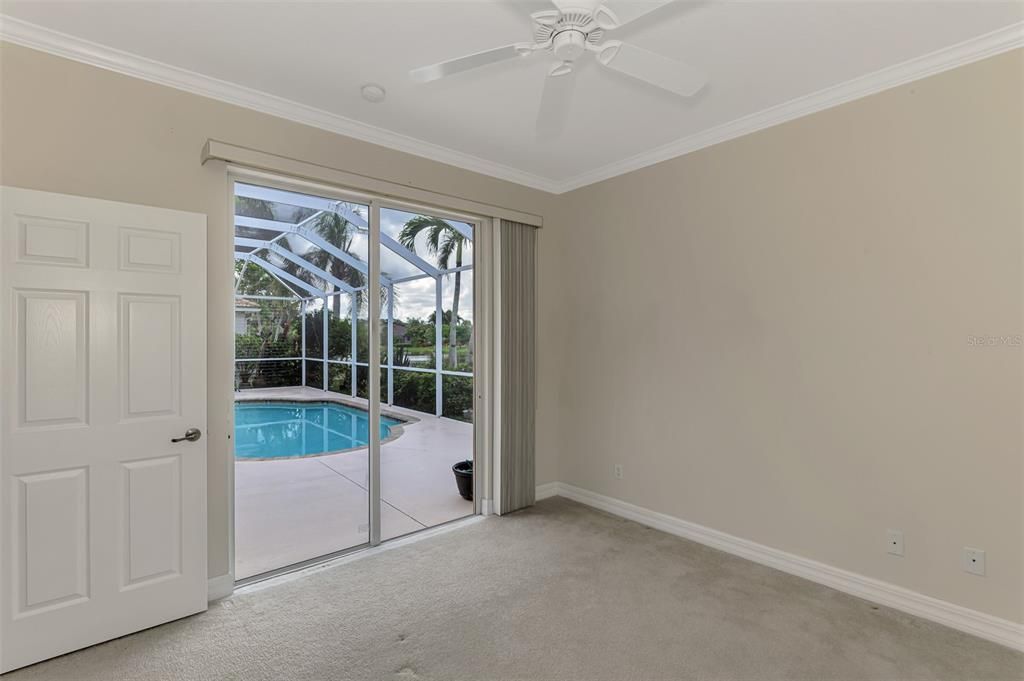 Image 30 of property listing at 104 LA PALMA COURT, Venice, FL 34292