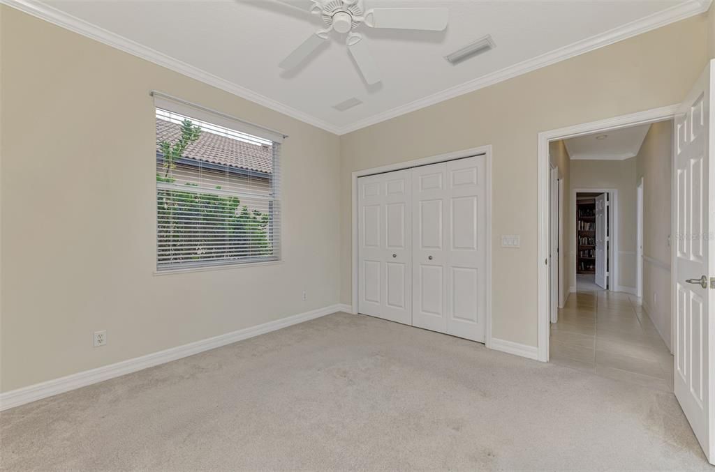 Image 31 of property listing at 104 LA PALMA COURT, Venice, FL 34292