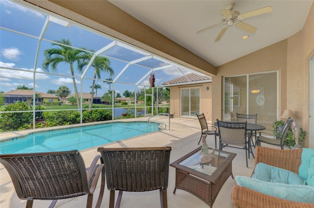 Image 39 of property listing at 104 LA PALMA COURT, Venice, FL 34292