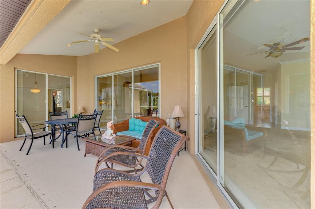 Image 40 of property listing at 104 LA PALMA COURT, Venice, FL 34292