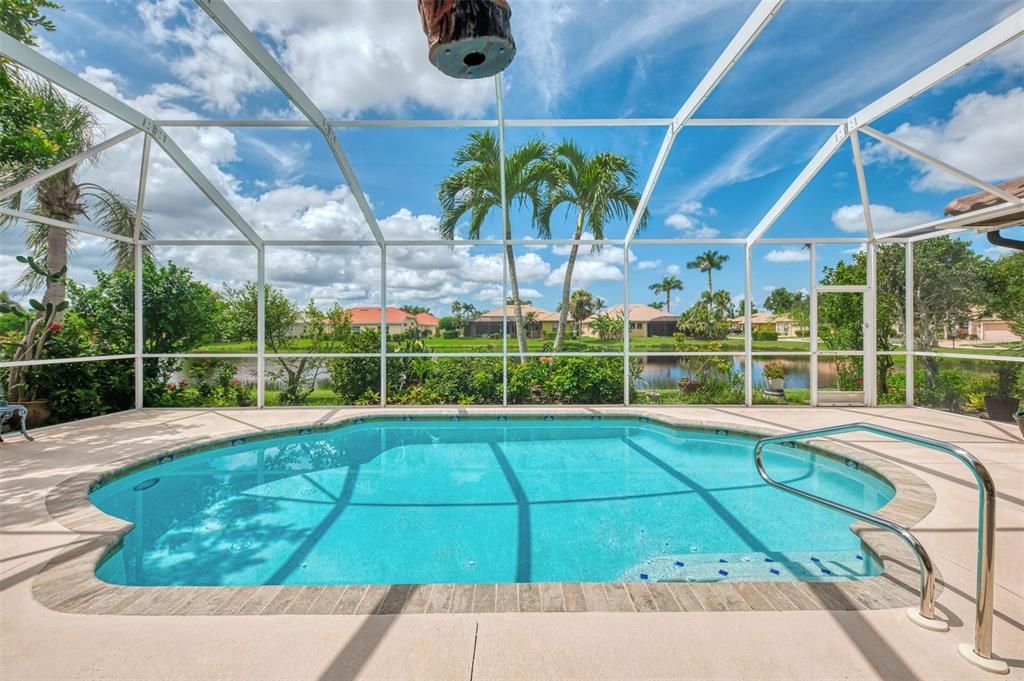 Image 45 of property listing at 104 LA PALMA COURT, Venice, FL 34292