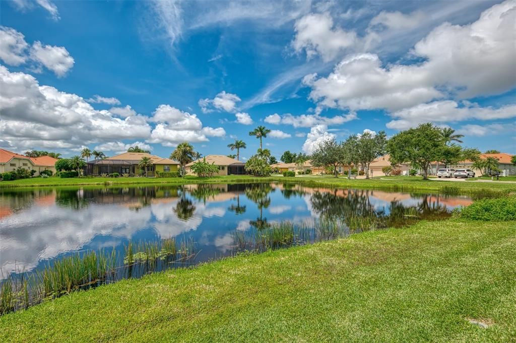 Image 48 of property listing at 104 LA PALMA COURT, Venice, FL 34292