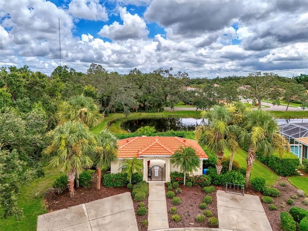 Image 55 of property listing at 104 LA PALMA COURT, Venice, FL 34292
