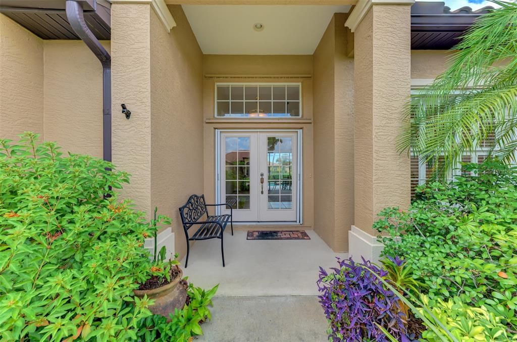 Image 9 of property listing at 104 LA PALMA COURT, Venice, FL 34292
