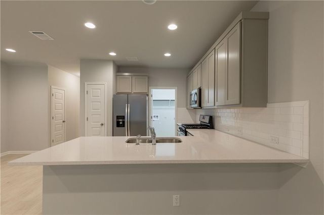 2020 Pecan Island DR, Leander, TX 78641