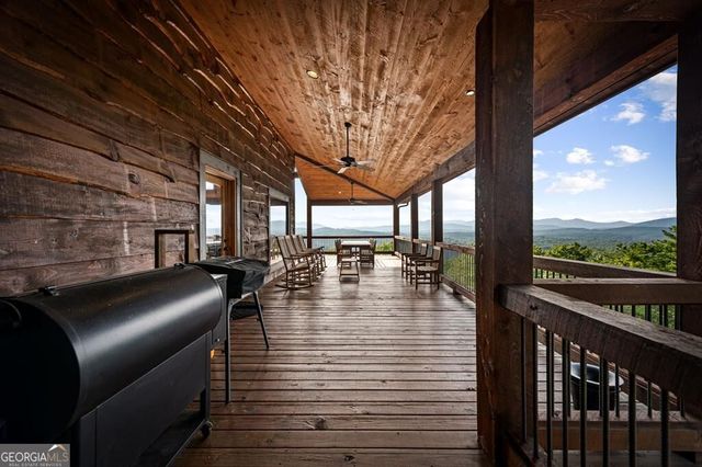 330 Serenity Ridge Lane, Mineral Bluff, GA 30559