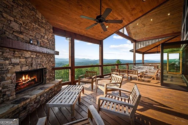 330 Serenity Ridge Lane, Mineral Bluff, GA 30559