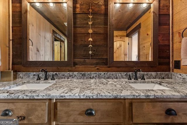 330 Serenity Ridge Lane, Mineral Bluff, GA 30559