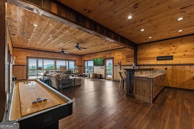 330 Serenity Ridge Lane, Mineral Bluff, GA 30559