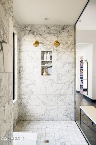 5715 E MONTEROSA Street, Phoenix, AZ 85018