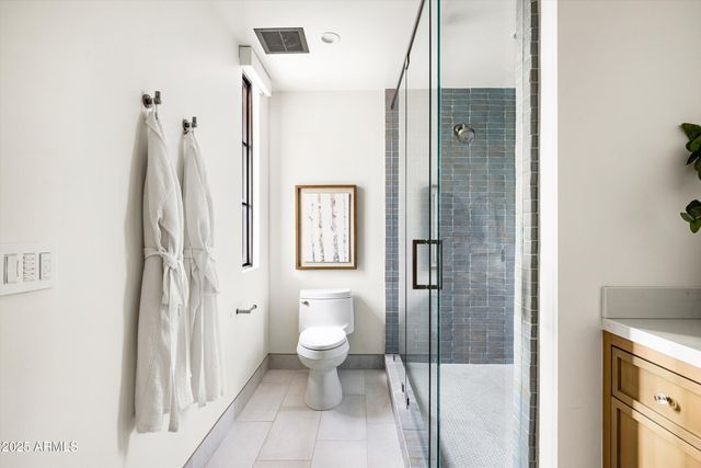 5715 E MONTEROSA Street, Phoenix, AZ 85018