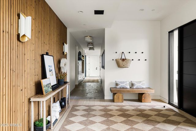 5715 E MONTEROSA Street, Phoenix, AZ 85018