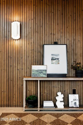 5715 E MONTEROSA Street, Phoenix, AZ 85018