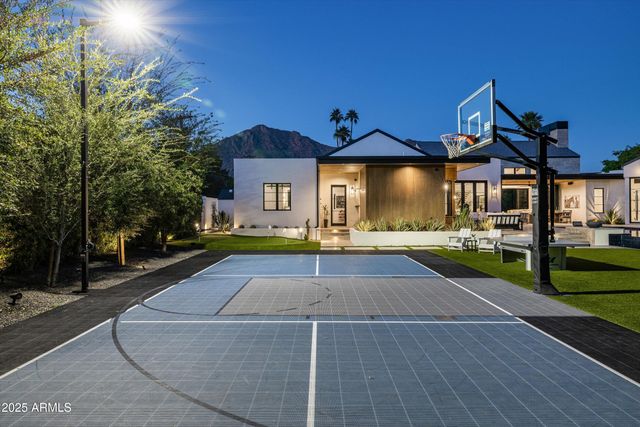 5715 E MONTEROSA Street, Phoenix, AZ 85018