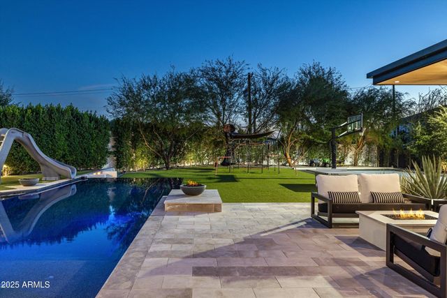 5715 E MONTEROSA Street, Phoenix, AZ 85018