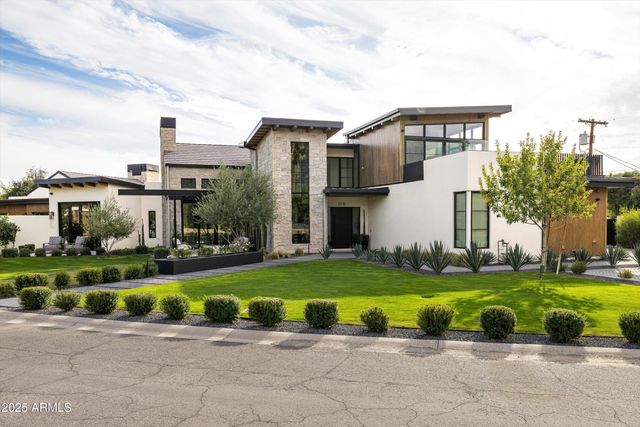 5715 E MONTEROSA Street, Phoenix, AZ 85018