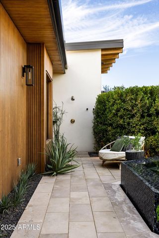 5715 E MONTEROSA Street, Phoenix, AZ 85018