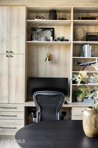 5715 E MONTEROSA Street, Phoenix, AZ 85018