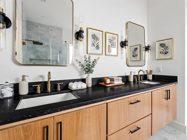 1958 Toronto Street, Dallas, TX 75212