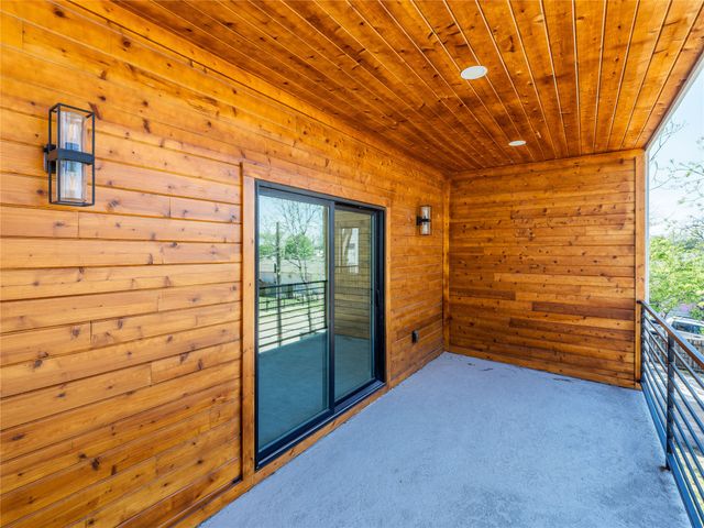 1958 Toronto Street, Dallas, TX 75212